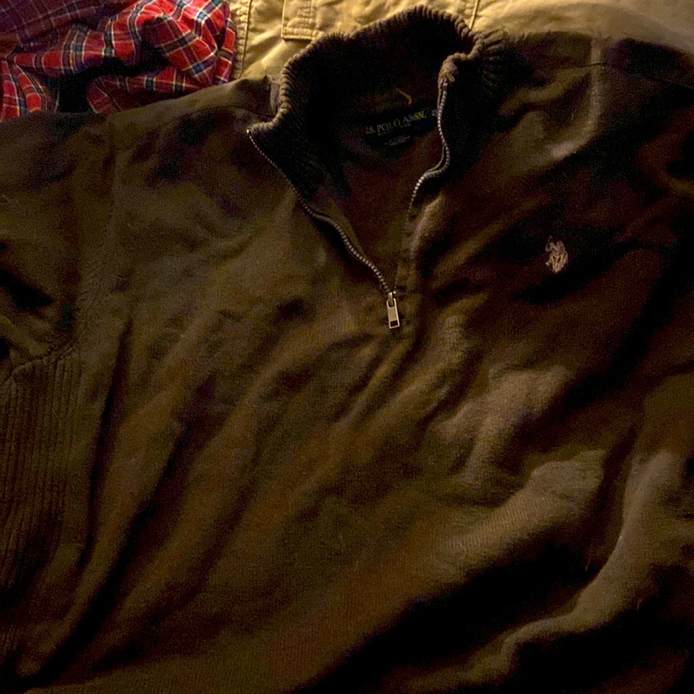 Men’s sweater